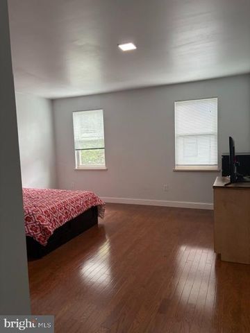667 N 35TH ST, Philadelphia, PA 19104