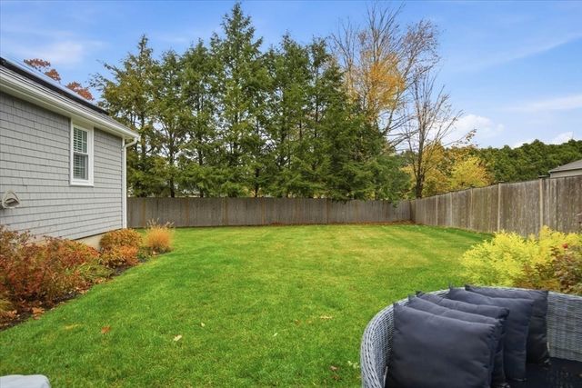 61 Spofford St, Newburyport, MA 01950