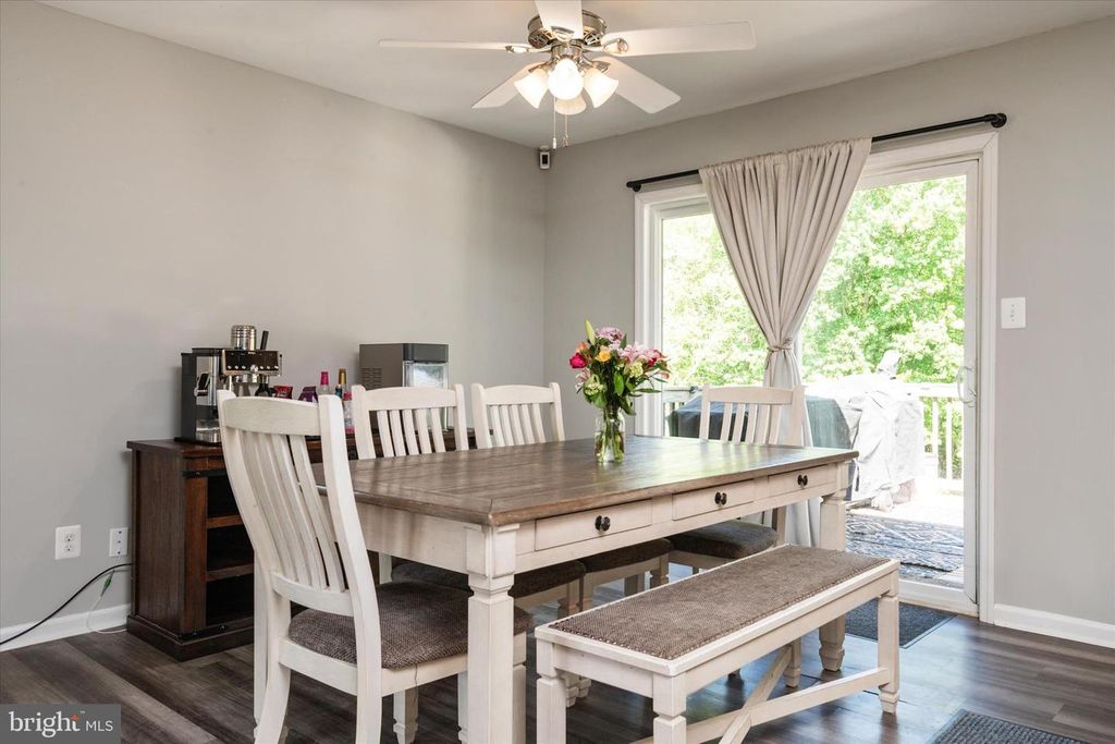 Image 10 of property listing at 10242 CHARLES STREET, La Plata, MD 20646