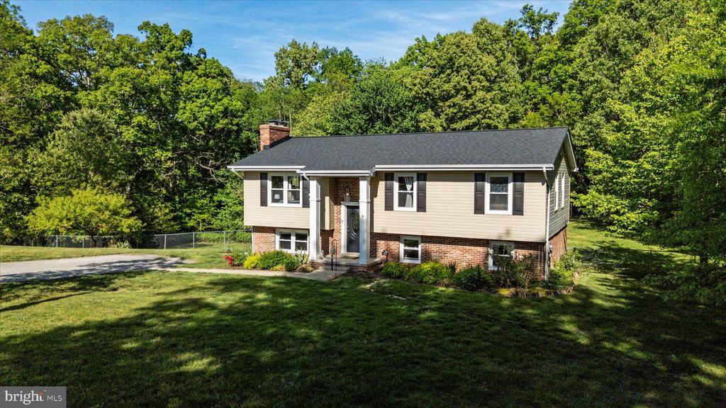 Image 48 of property listing at 10242 CHARLES STREET, La Plata, MD 20646