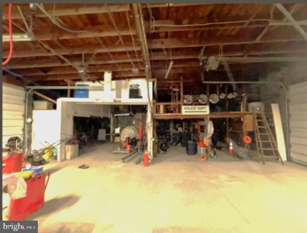820 OAKLAND AVE, Burlington, NJ 08016