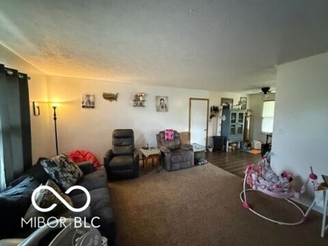 5470 N Base Road, North Vernon, IN 47265