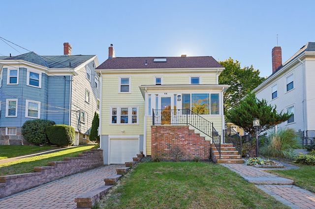 44 Lincoln Ave, Quincy, MA 02170