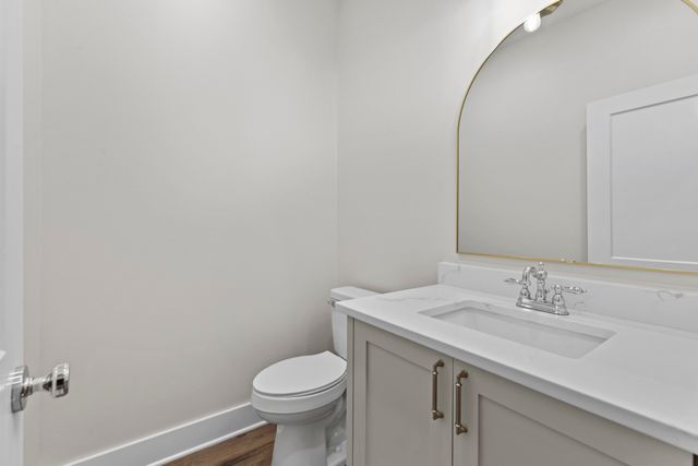 17300 Woodcrest Circle, Lindale, TX 75771