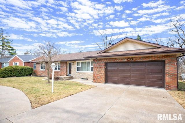 5209 N PROSPECT Road, Peoria Heights, IL 61616