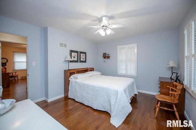 5209 N PROSPECT Road, Peoria Heights, IL 61616