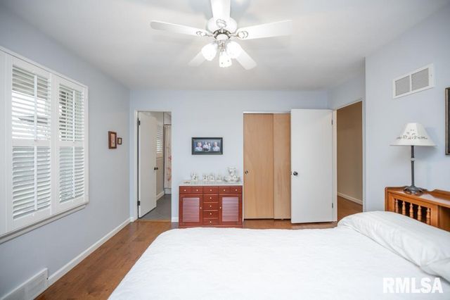 5209 N PROSPECT Road, Peoria Heights, IL 61616