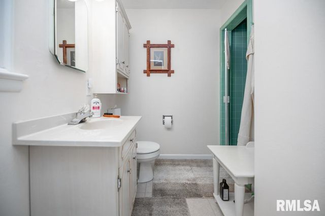 5209 N PROSPECT Road, Peoria Heights, IL 61616