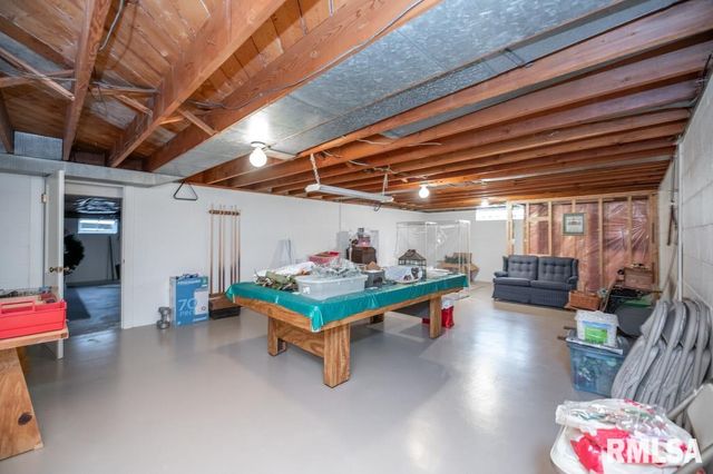 5209 N PROSPECT Road, Peoria Heights, IL 61616