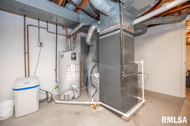 5209 N PROSPECT Road, Peoria Heights, IL 61616