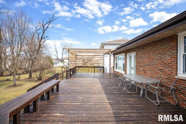 5209 N PROSPECT Road, Peoria Heights, IL 61616