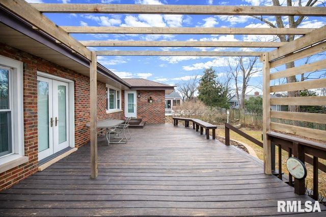 5209 N PROSPECT Road, Peoria Heights, IL 61616