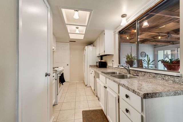 1417 Dogwood Trail, Lewisville, TX 75067