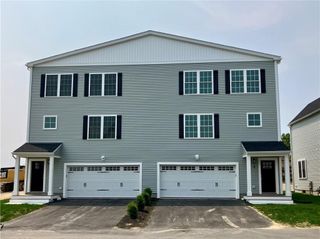 4 Old County Village Way A, Smithfield, RI 02917