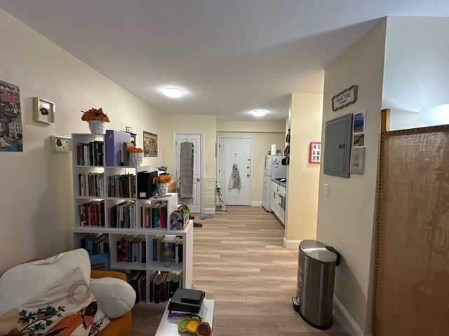 720 Bennington 106, Boston, MA 02128