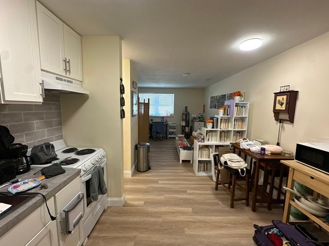 720 Bennington 106, Boston, MA 02128