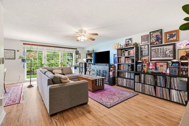 9708 N Fotheringham St, Spokane, WA 99208