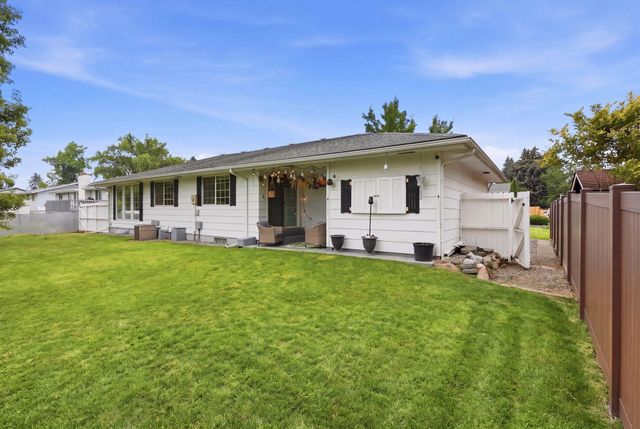 9708 N Fotheringham St, Spokane, WA 99208