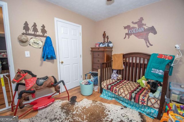 642 Pinewood Drive, Gay, GA 30218