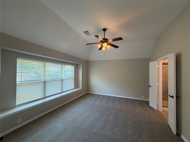 744 Hutchins Drive, Crowley, TX 76036