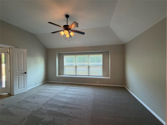 744 Hutchins Drive, Crowley, TX 76036