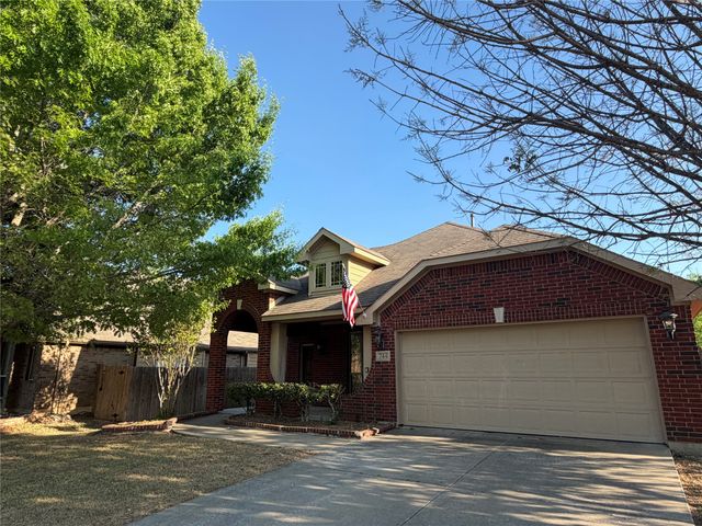 744 Hutchins Drive, Crowley, TX 76036