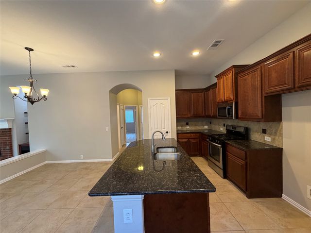 744 Hutchins Drive, Crowley, TX 76036