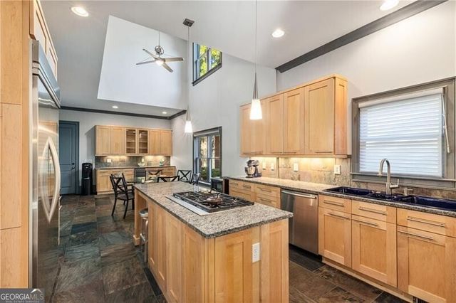 33 Cliftwood Drive, Atlanta, GA 30328