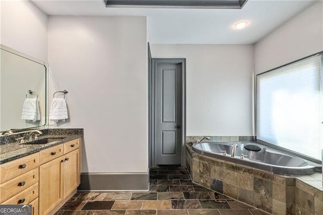 33 Cliftwood Drive, Atlanta, GA 30328