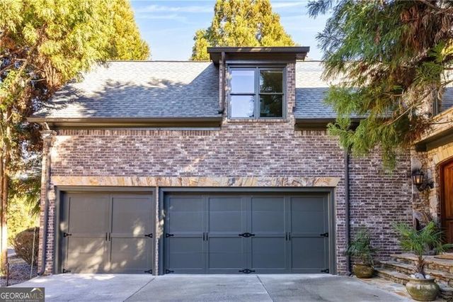 33 Cliftwood Drive, Atlanta, GA 30328