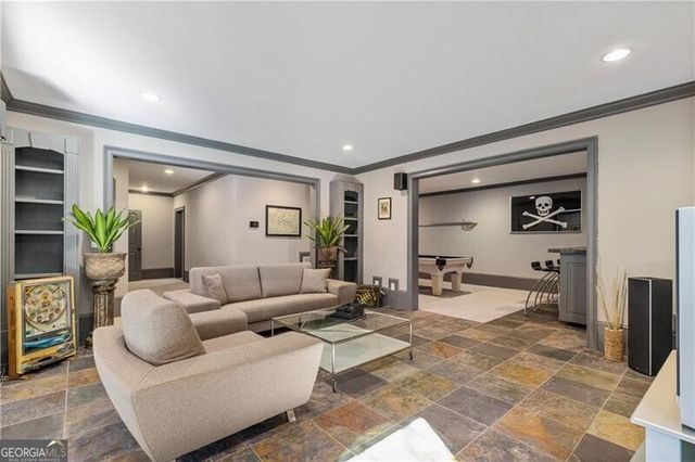 33 Cliftwood Drive, Atlanta, GA 30328