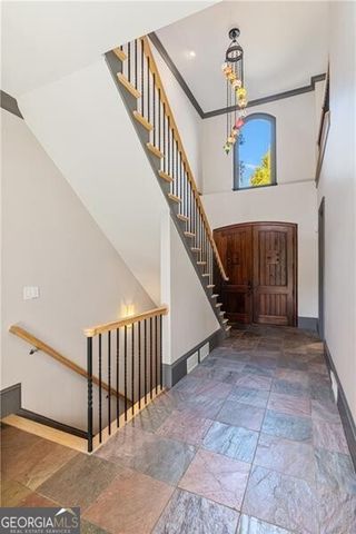 33 Cliftwood Drive, Atlanta, GA 30328