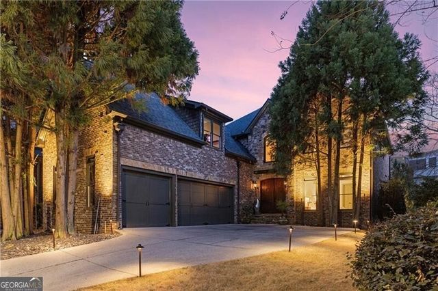 33 Cliftwood Drive, Atlanta, GA 30328