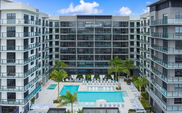 1650 NE 124th Street 203, North Miami, FL 33181