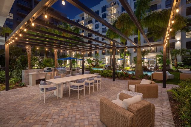 1650 NE 124th Street 203, North Miami, FL 33181