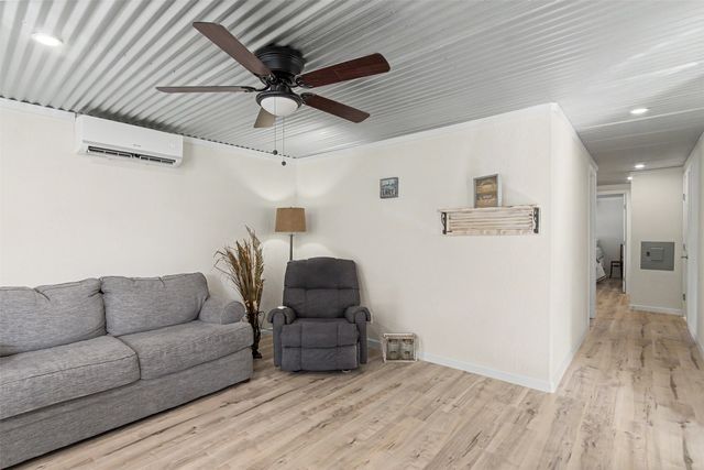 3819 Horseshoe Trail, Granbury, TX 76048