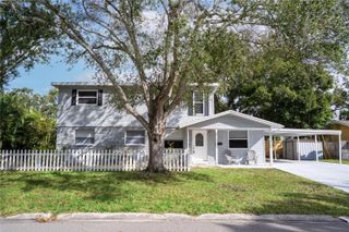 7991 24TH AVENUE N, St Petersburg, FL 33710