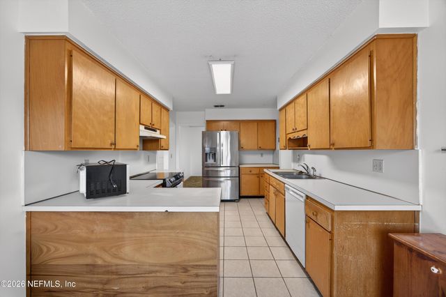 2027 SUSSEX Drive S, Orange Park, FL 32073