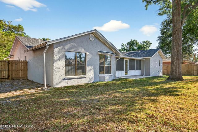 2027 SUSSEX Drive S, Orange Park, FL 32073