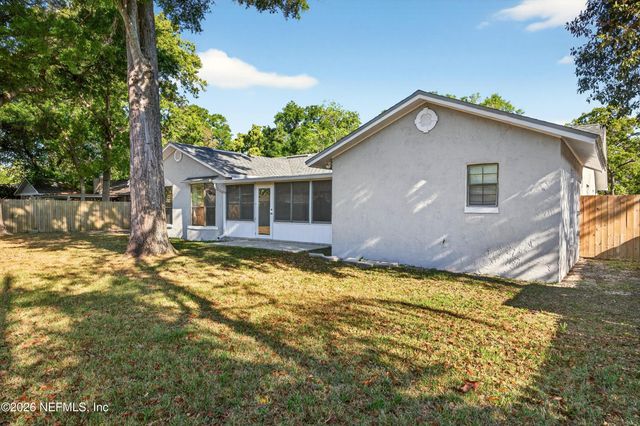 2027 SUSSEX Drive S, Orange Park, FL 32073