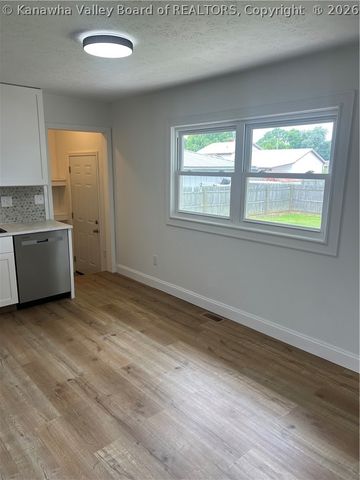 212 Dogwood Drive, Millwood, WV 25262
