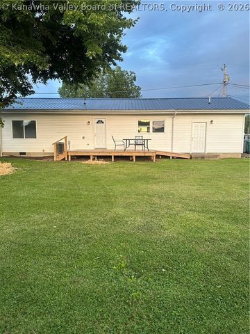 212 Dogwood Drive, Millwood, WV 25262