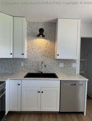 212 Dogwood Drive, Millwood, WV 25262