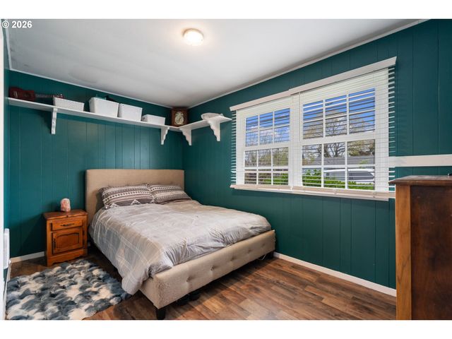 1142 Se 174TH Ave, Portland, OR 97233