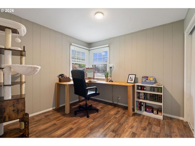 1142 Se 174TH Ave, Portland, OR 97233