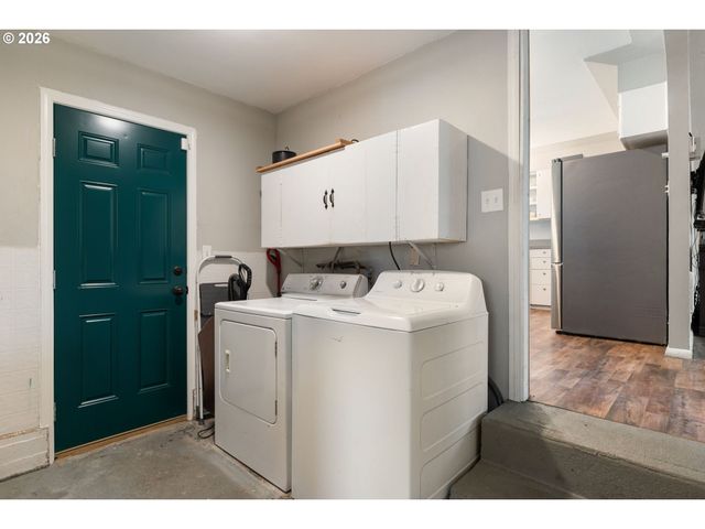 1142 Se 174TH Ave, Portland, OR 97233