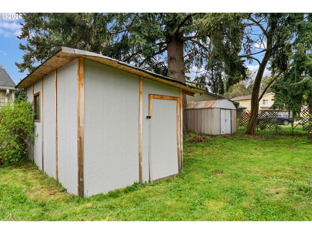 1142 Se 174TH Ave, Portland, OR 97233