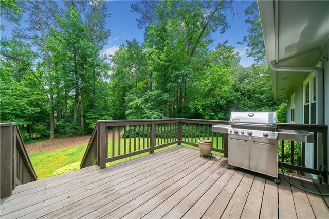 1260 Willeo Creek Drive, Roswell, GA 30075