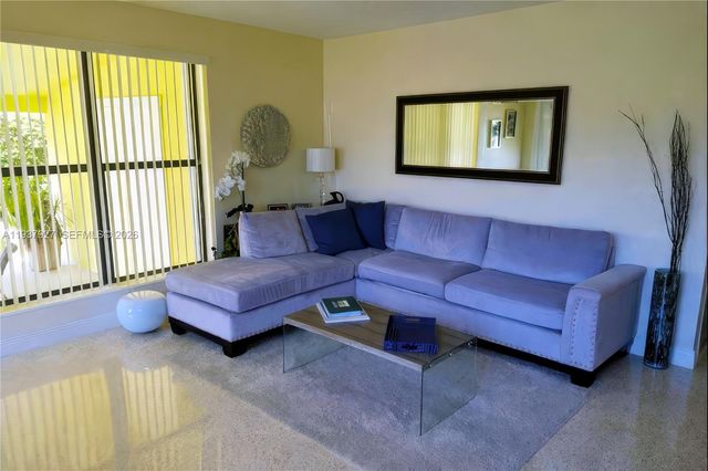 12501 SW 90th Ave, Miami, FL 33176