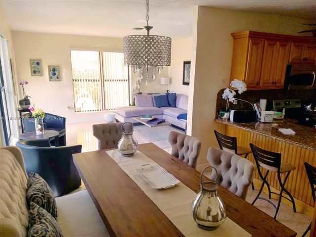 12501 SW 90th Ave, Miami, FL 33176